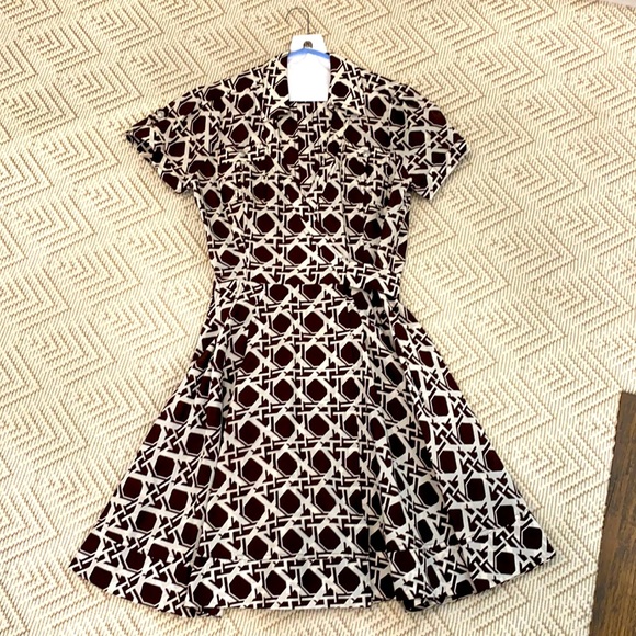 Diane Von Furstenberg Dresses & Skirts - Diane Von Furstenberg Wrap Dress
